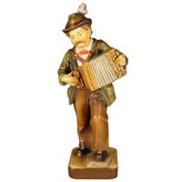 Accordion player in pine