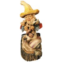 Gnome with snail