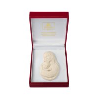 Gift case with bust Madonna protection